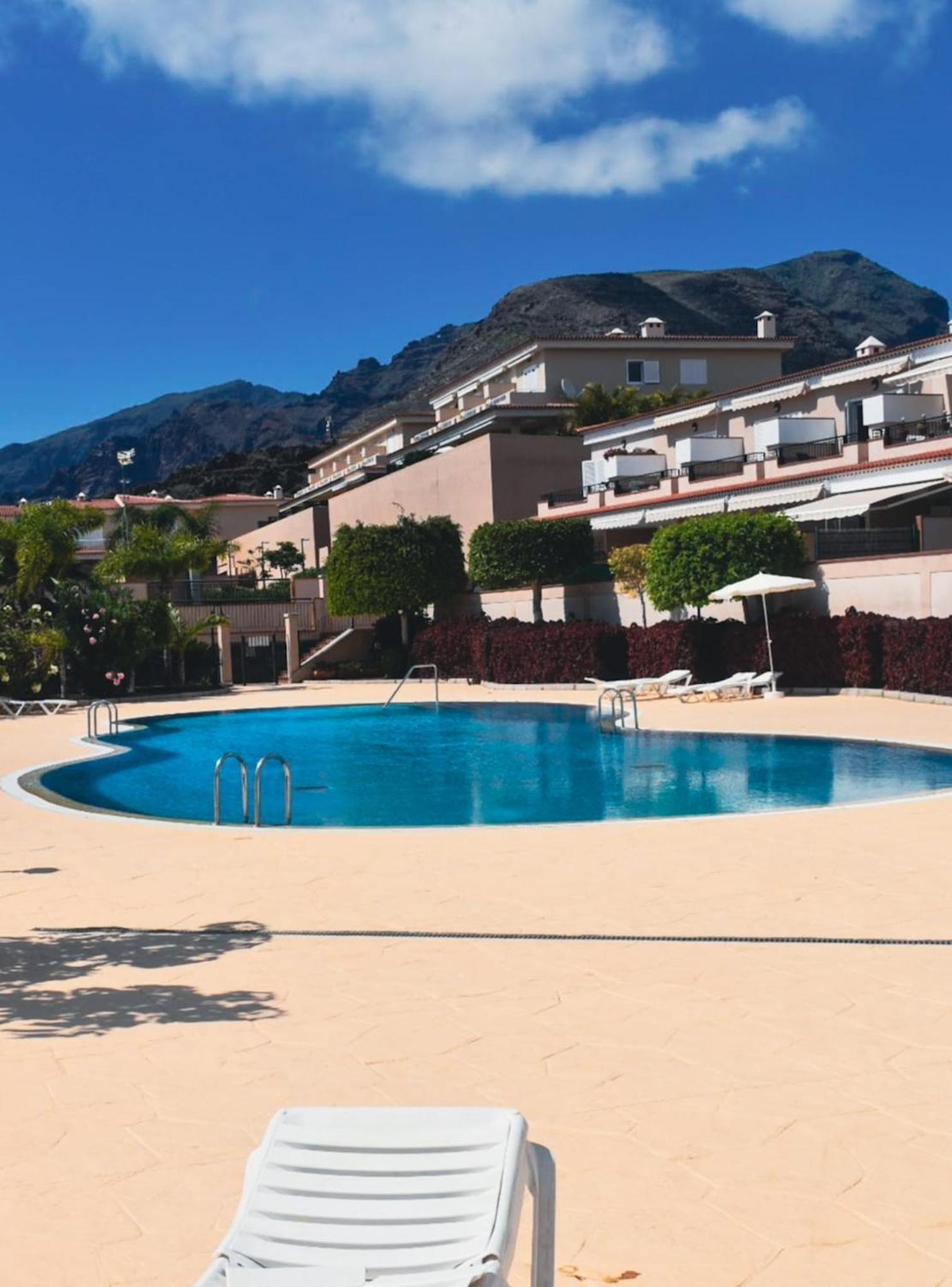 Arena Lodge - Los Gigantes Puerto de Santiago  Buitenkant foto